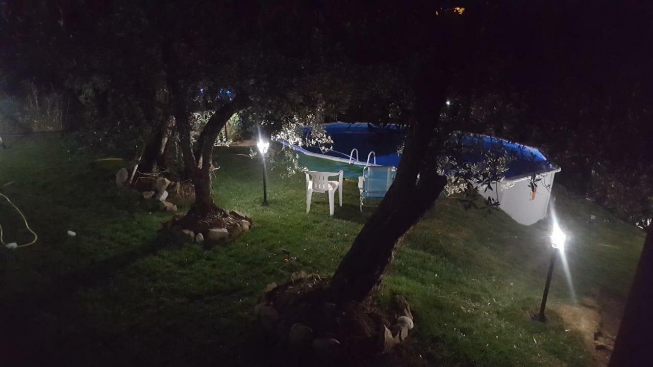 Апартаменти Il Borgo Dei Pini Вінчі Екстер'єр фото